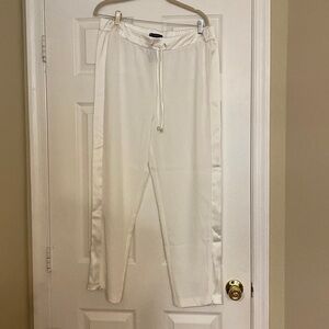 Black Label by Chicos Matte and Shine Pants